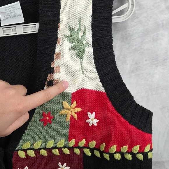 Blair Fall Rooster Knitted Vest Size Medium - Picture 6 of 10